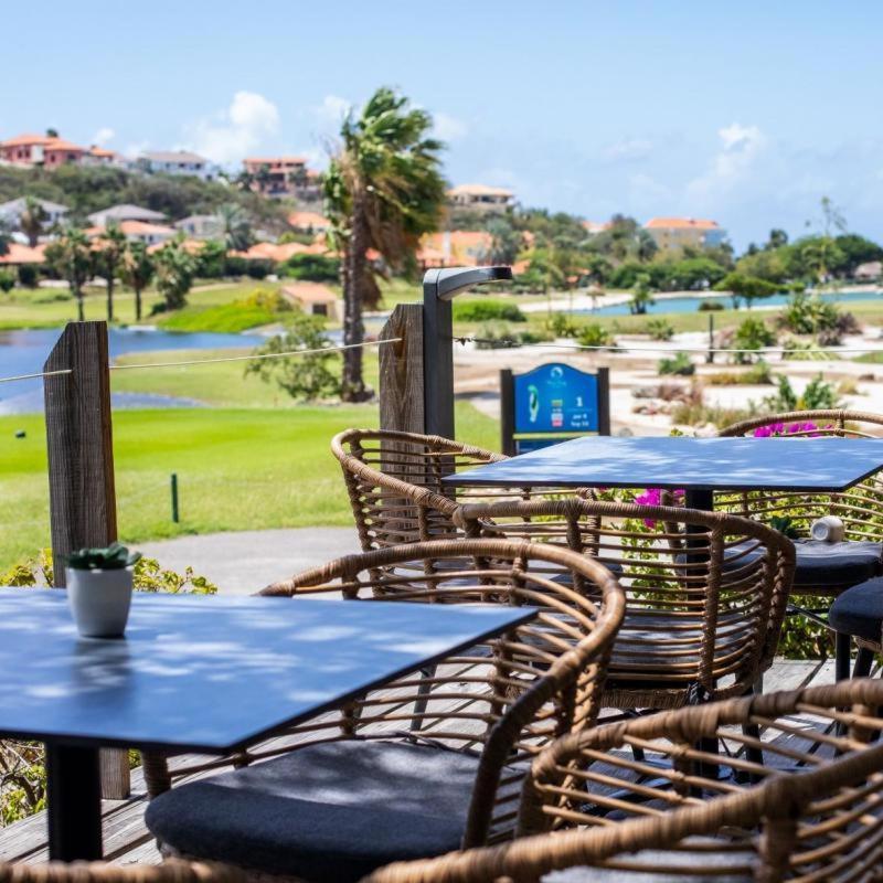Villa At The Beach, Blue Bay Golf & Beach Resort Exterior photo